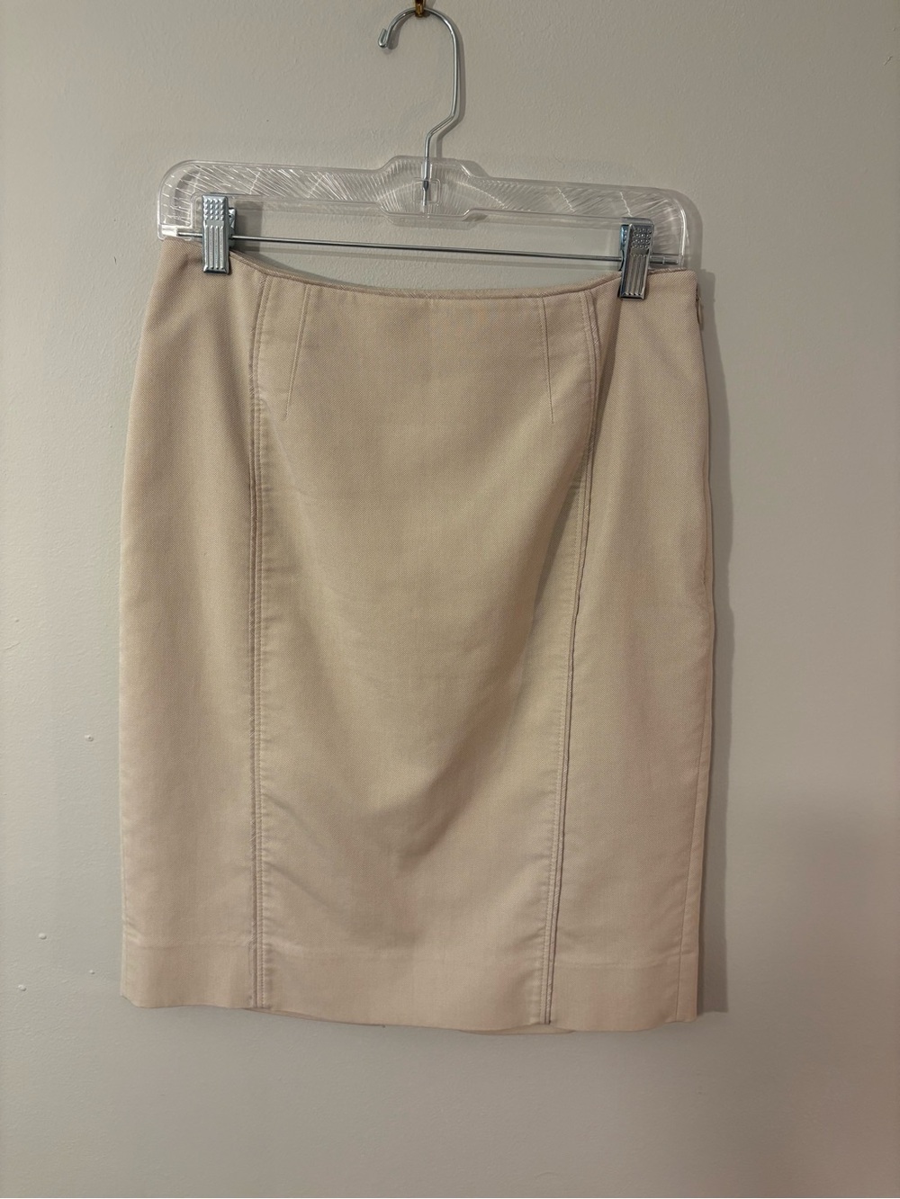 White House Black Market Tan Textured Pencil Skirt — Size 4 👔